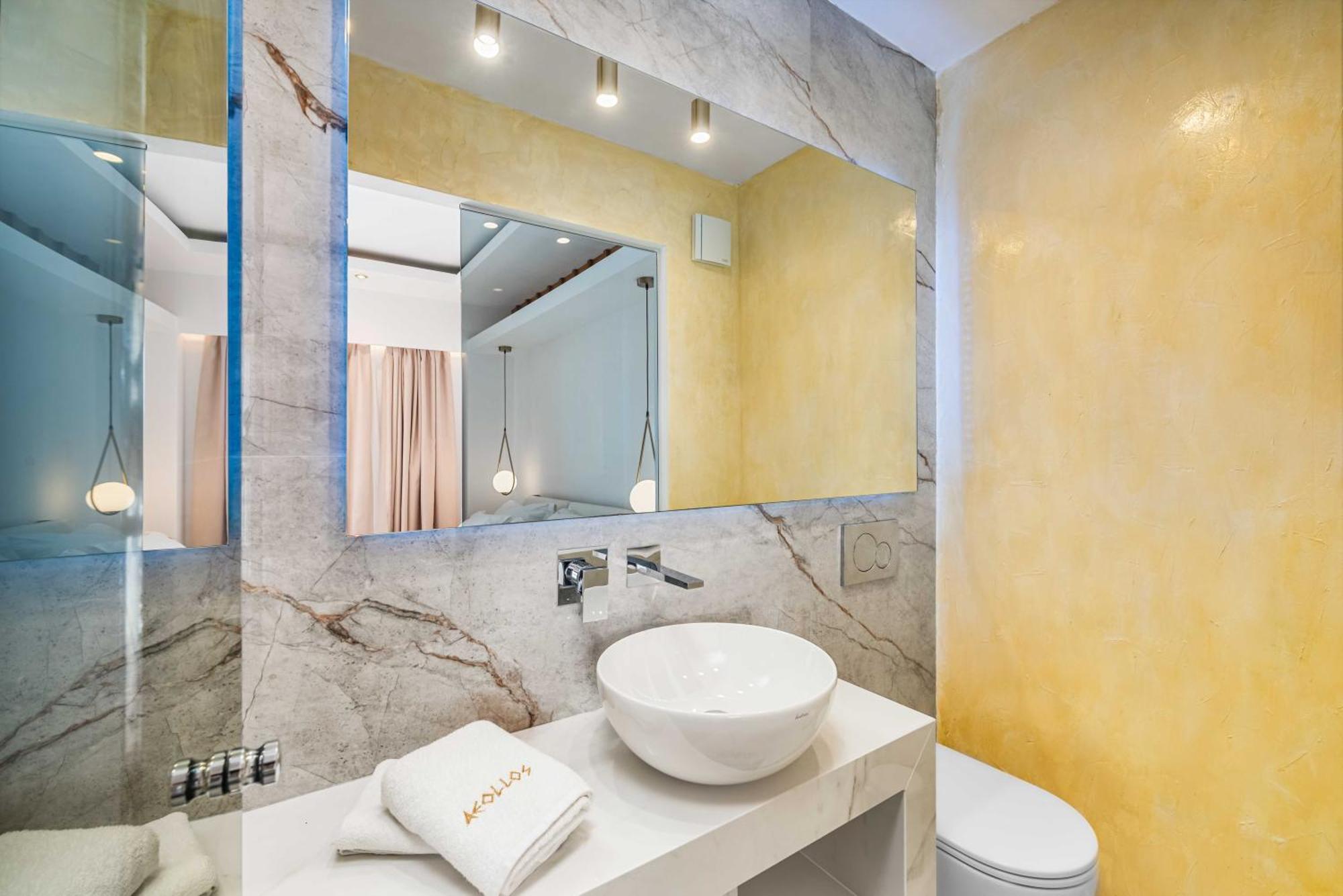 Aeollos Aparthotel 3*