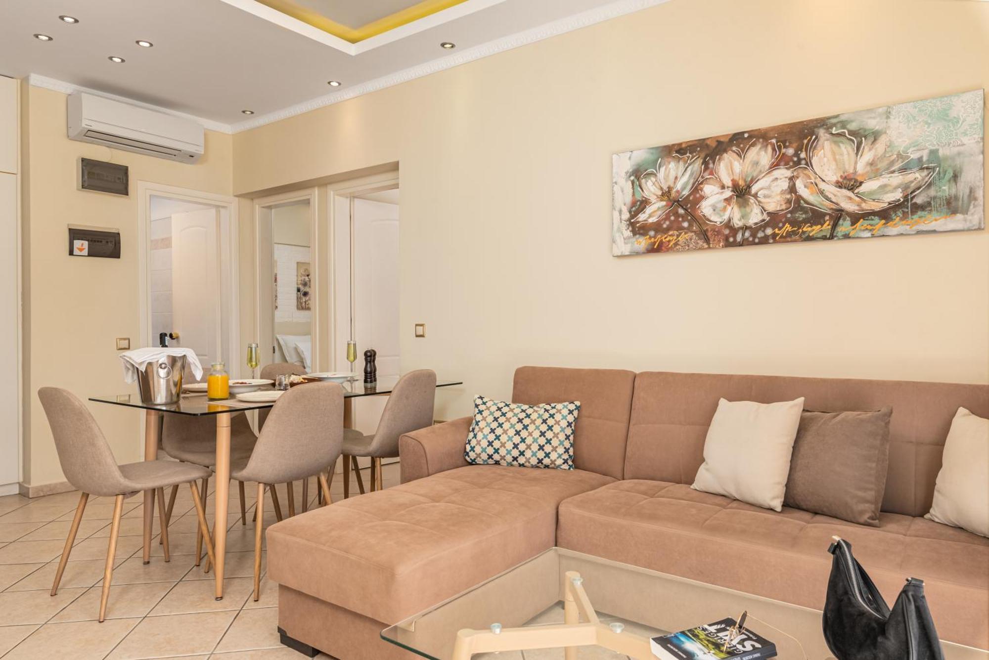 Aeollos Aparthotel 3*