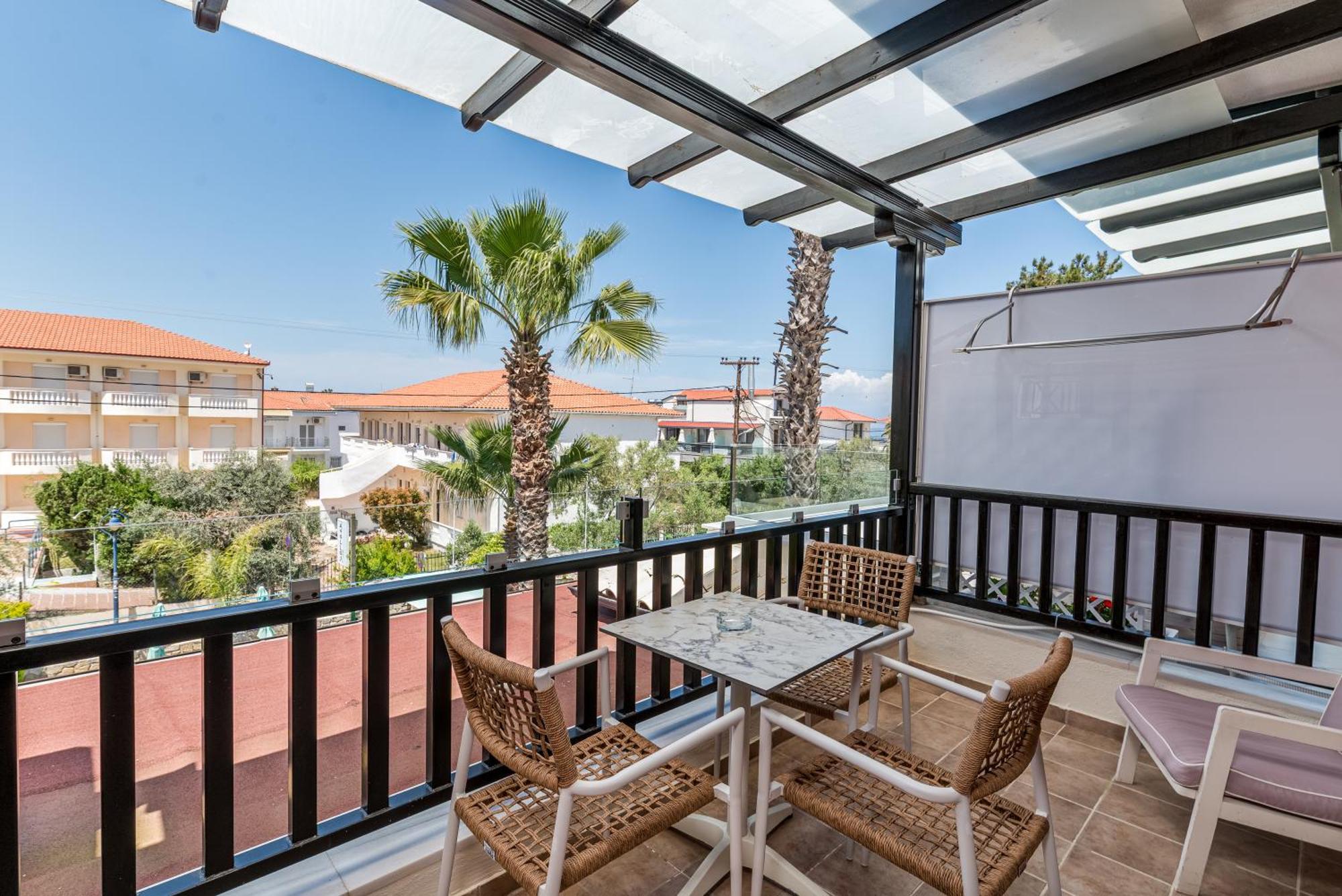 Aeollos Aparthotel Pefkochori