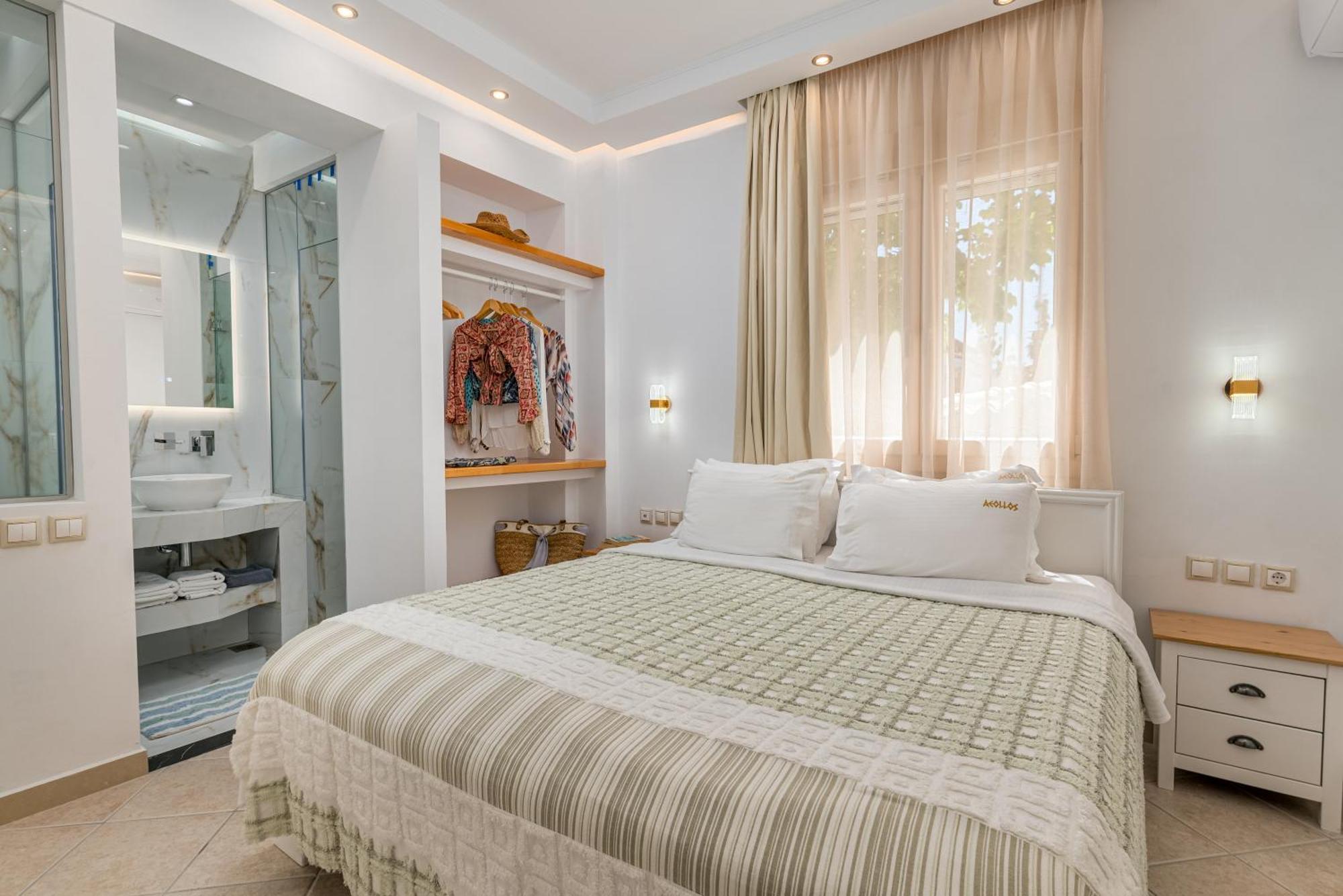 Aeollos Aparthotel 3*